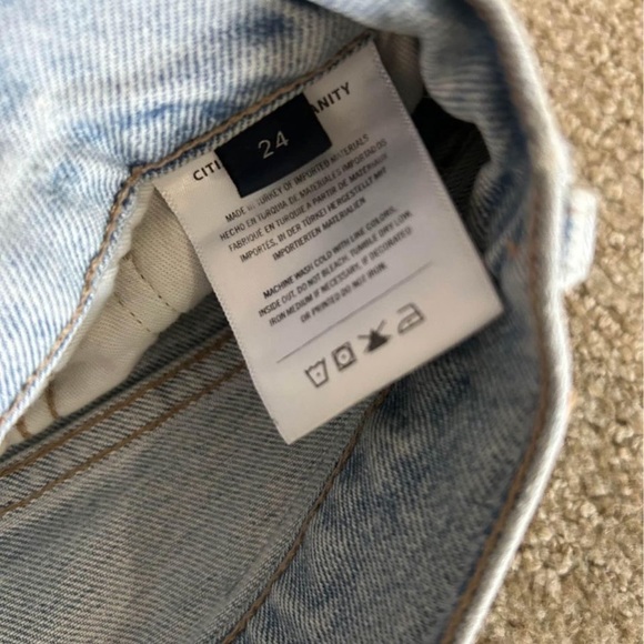 Citizen of Humanity - Picture 3 of 3